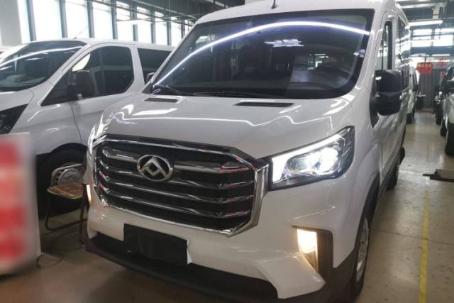 Used SAIC MAXUS Xintu V90 2022 2.0T Manual – Yunjie Front-Wheel-Drive Short Wheelbase Mid-Roof Design with Single Rear Tire 6-Seater