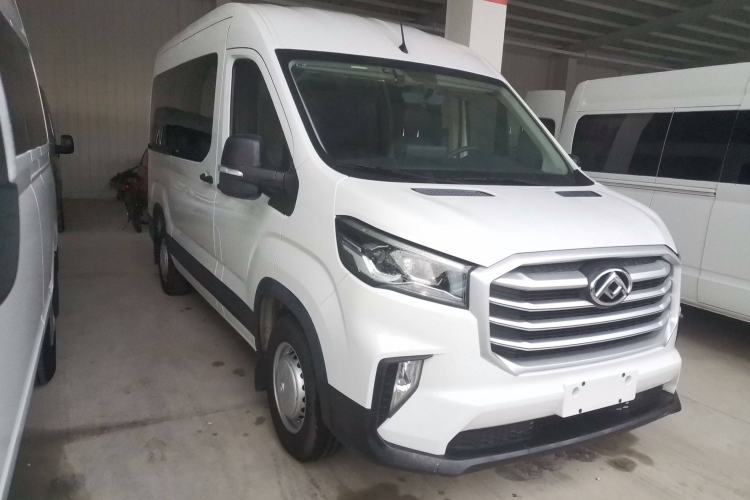 Used SAIC MAXUS Xintu V90 2022 2.0T Manual Zhiyun King Rear-Drive Long Wheelbase High-Roof with Single Rear Tire—6/7 Seats Exterior 2
