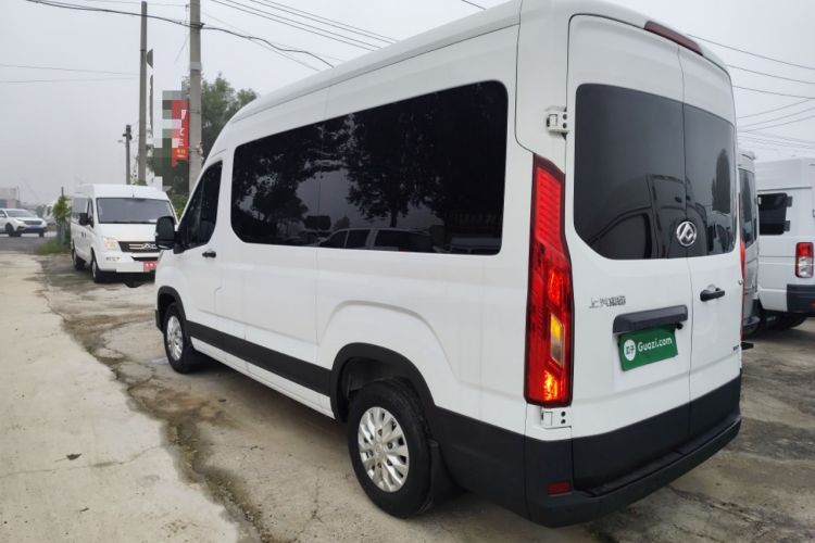 Used SAIC MAXUS Xintu V90 2022 2.0T AMT Yunjie Front-Wheel-Drive Long Wheelbase High-Roof Single-Tire Rear 7-Seater Exterior 3
