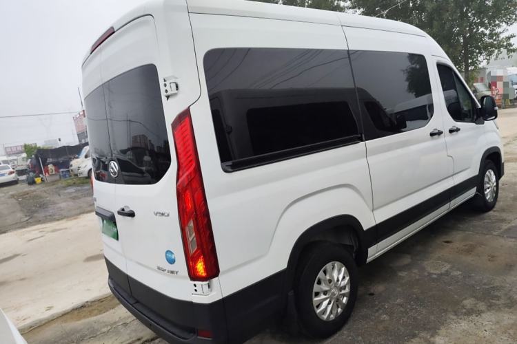 Used SAIC MAXUS Xintu V90 2022 2.0T AMT Yunjie Front-Wheel-Drive Long Wheelbase High-Roof Single-Tire Rear 7-Seater Exterior 5