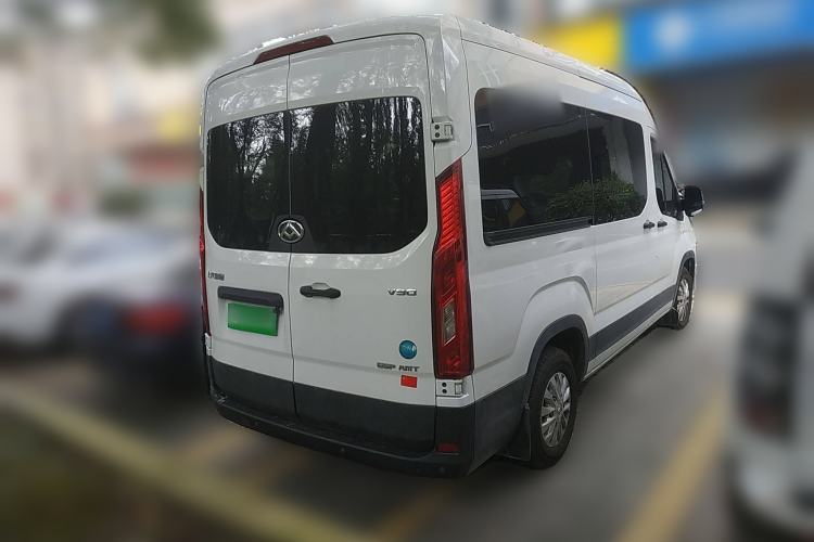 Used SAIC MAXUS Xintu V90 2022 2.0T AMT Yunjie Front-Wheel-Drive Long Wheelbase High-Roof Single-Tire Rear 7-Seater Exterior 5