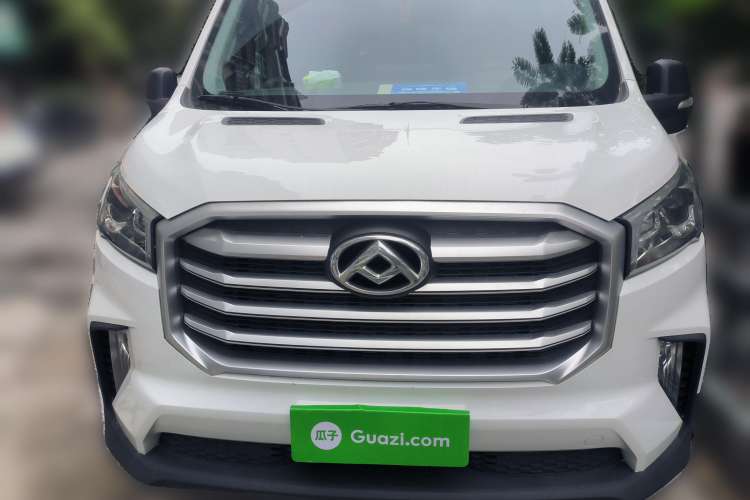 Used SAIC MAXUS Xintu V90 2022 2.0T Manual Zhiyun King Rear-Drive Long Wheelbase High-Roof with Single Rear Tire—6/7 Seats Front