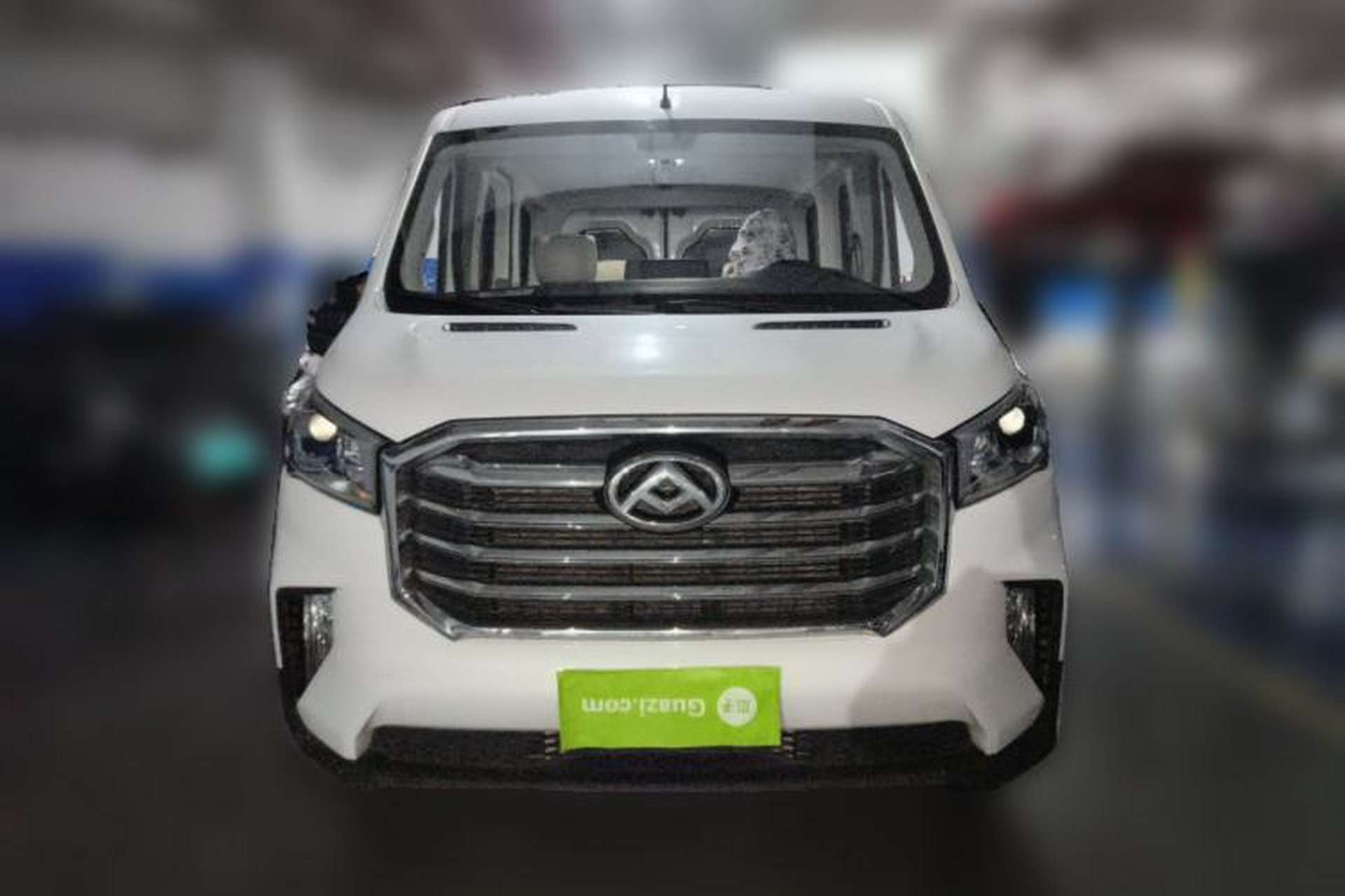 Used SAIC MAXUS Xintu V90  Front
