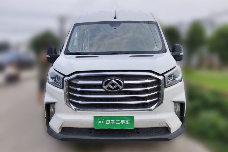 Used SAIC MAXUS Xintu V90 2022 2.0T Automatic ZhiDa Rear-Drive Long Wheelbase High-Roof Design with Single Rear Tire 9-Seater Front