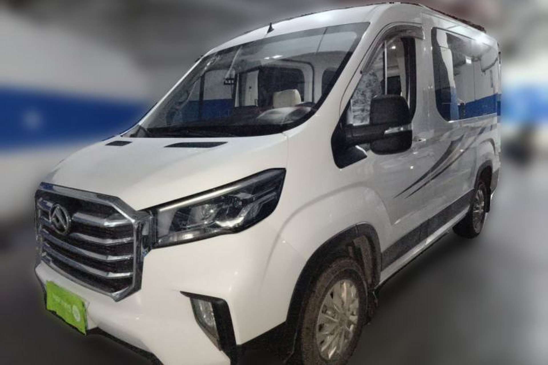 Used SAIC MAXUS Xintu V90  Front Left 45 Deg