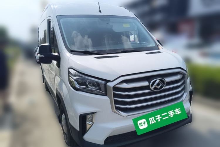 Used SAIC MAXUS Xintu V90 2022 2.0T Manual Zhiyun King Rear-Drive Long Wheelbase High-Roof with Single Rear Tire—6/7 Seats Front Right 45 Deg