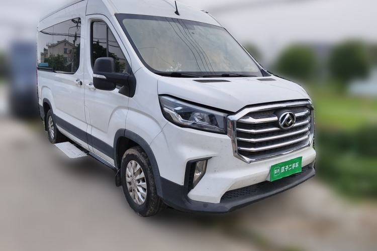 Used SAIC MAXUS Xintu V90 2022 2.0T Automatic ZhiDa Rear-Drive Long Wheelbase High-Roof Design with Single Rear Tire 9-Seater Front Right 45 Deg