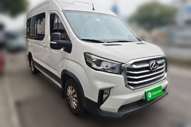 Used SAIC MAXUS Xintu V90 2022 2.0T Automatic Zhiyun King Rear-Drive Long Wheelbase High-Roof Design with Single Rear Tire—6/7 Seater Front Right 45 Deg