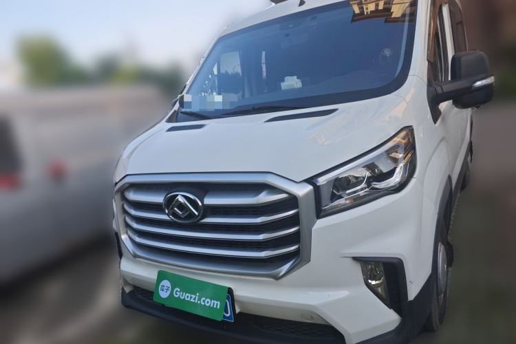 Used SAIC MAXUS Xintu V90 2022 2.0T Manual – Yunjie Front-Wheel-Drive Short Wheelbase Mid-Roof Design with Single Rear Tire 6-Seater Front