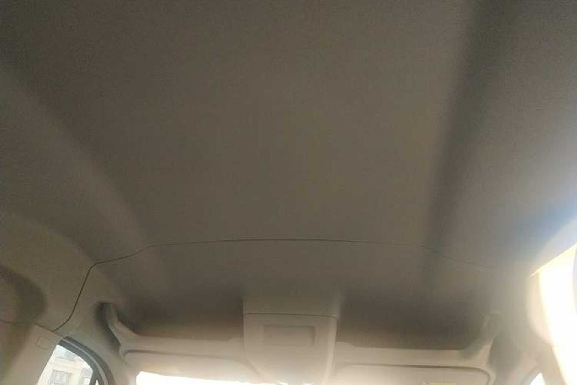 Used SAIC MAXUS Xintu V90 2022 2.0T AMT Yunjie Front-Wheel-Drive Long Wheelbase High-Roof Single-Tire Rear 7-Seater Headliner