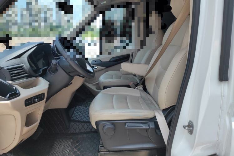 Used SAIC MAXUS Xintu V90 2022 2.0T Automatic ZhiDa Commercial Version Rear-Drive Long Wheelbase High Roof with Single Rear Tire 9-Seater Left Front Seat