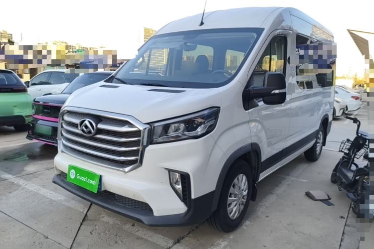 SAIC MAXUS Xintu V90 2022 2.0T Manual Yunjie Front-Wheel-Drive Long-Wheelbase High-Roof Model with Single Rear Tire and 7 Seats