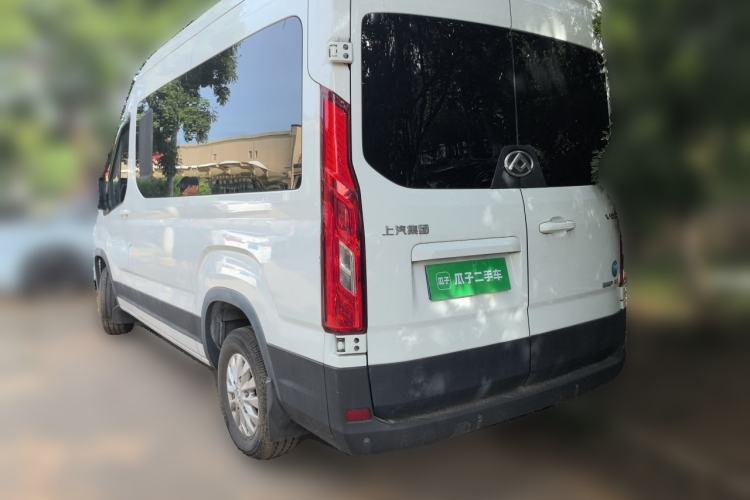 Used SAIC MAXUS Xintu V90 2022 2.0T Automatic Zhiyun King Rear-Drive Long Wheelbase High-Roof Design with Single Rear Tire—6/7 Seater Rear Left 45 Deg