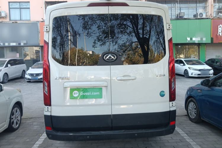 Used SAIC MAXUS Xintu V90 2022 2.0T Manual – Yunjie Front-Wheel-Drive Short Wheelbase Mid-Roof Design with Single Rear Tire 6-Seater Rear
