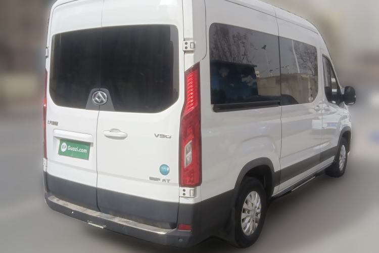 Used SAIC MAXUS Xintu V90 2022 2.0T Automatic ZhiDa Rear-Drive Long Wheelbase High-Roof Design with Single Rear Tire 9-Seater Rear Right 45 Deg