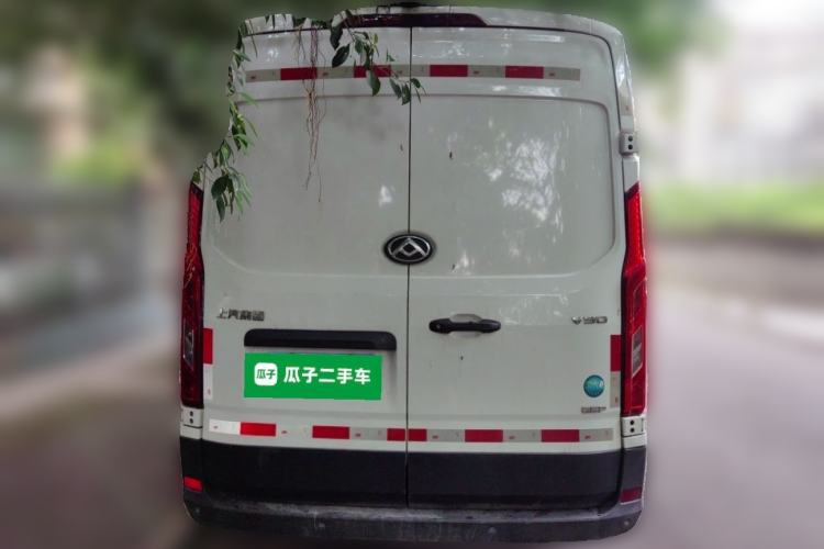 Used SAIC MAXUS Xintu V90 2022 2.0T Manual VAN Rear-Drive Long Wheelbase High Roof Single Rear Tire 3-Seater Rear