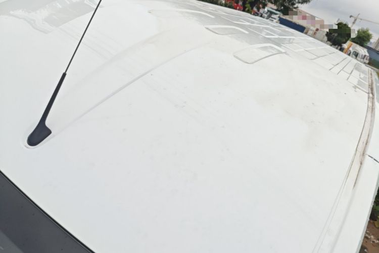Used SAIC MAXUS Xintu V90 2022 2.0T Manual Zhiyun King Rear-Drive Long Wheelbase High-Roof with Single Rear Tire—6/7 Seats Roof