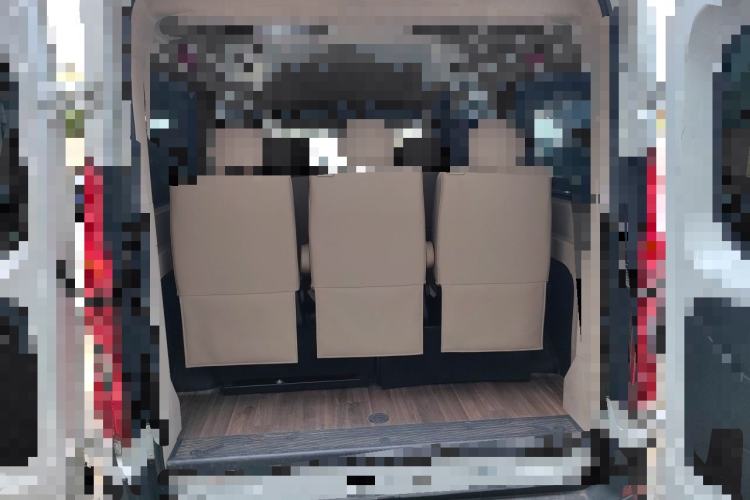 Used SAIC MAXUS Xintu V90 2022 2.0T Automatic ZhiDa Commercial Version Rear-Drive Long Wheelbase High Roof with Single Rear Tire 9-Seater Trunk