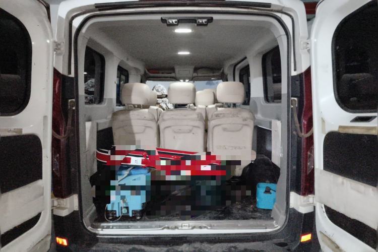 Used SAIC MAXUS Xintu V90  Trunk