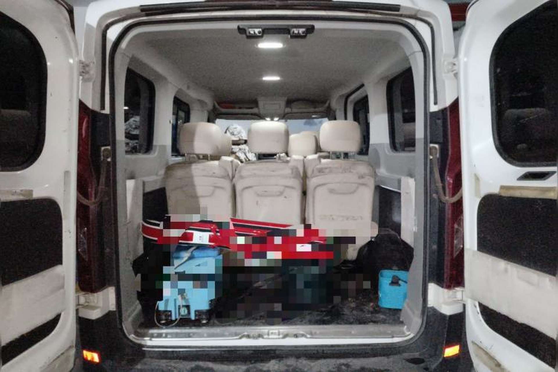 Used SAIC MAXUS Xintu V90  Trunk