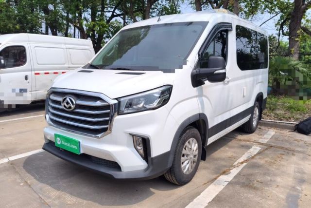 Used SAIC MAXUS Xintu V90 2022 2.0T AMT Yunjie Front-Wheel-Drive Short Wheelbase Mid-Roof Design with Single Rear Tire and 6 Seats