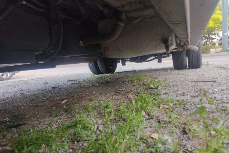 Used SAIC MAXUS Xintu V90  Chassis Front Left