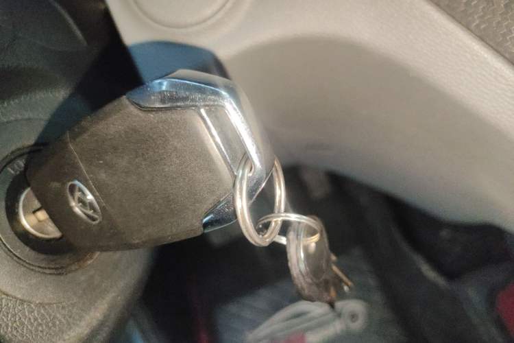 Used SAIC MAXUS Xintu V90  Vehicle Key