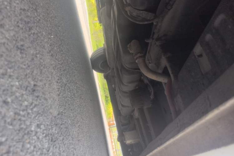 Used SAIC MAXUS Xintu V90  Chassis Front Left