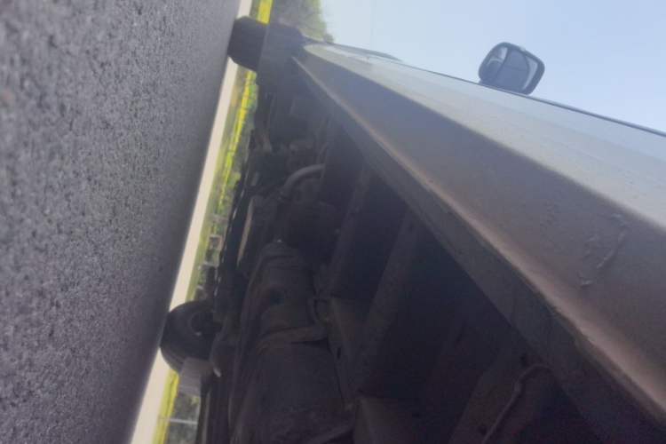 Used SAIC MAXUS Xintu V90  Chassis Rear Left