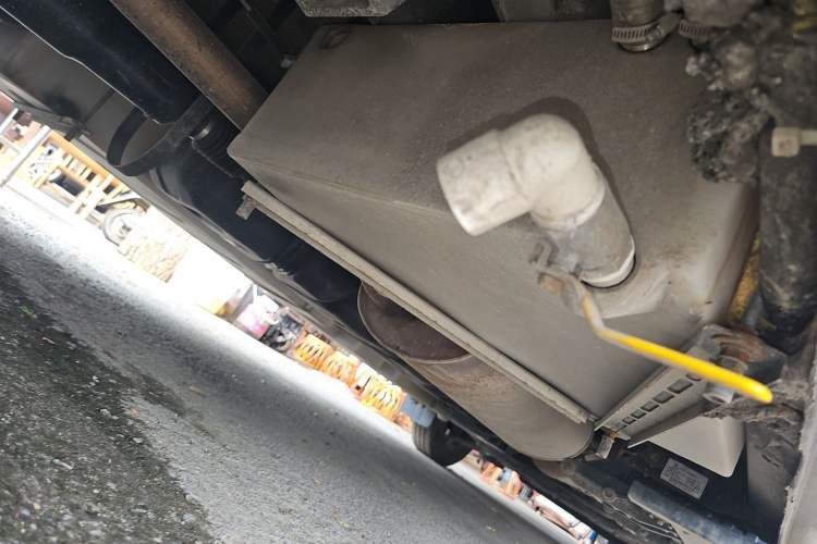 Used SAIC MAXUS Xintu V90  Chassis Rear Right
