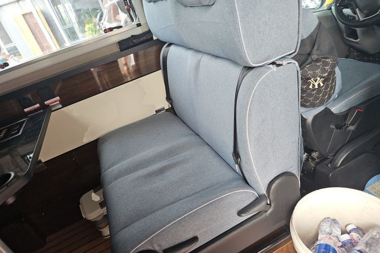 Used SAIC MAXUS Xintu V90  Left Rear Seat