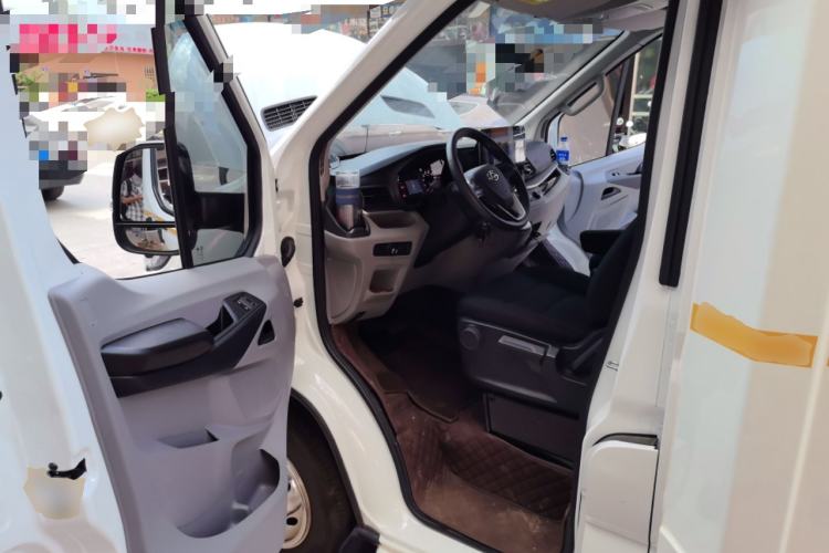 Used SAIC MAXUS Xintu V90  Driver Seat