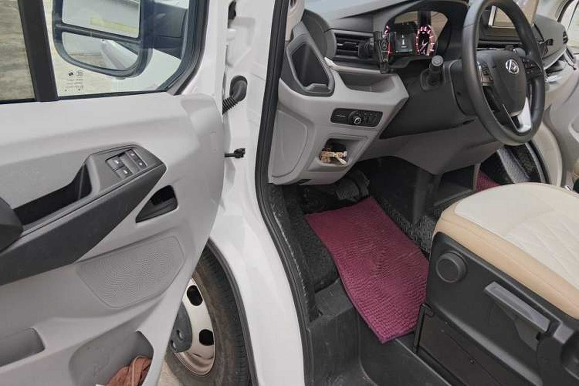Used SAIC MAXUS Xintu V90  Driver Seat