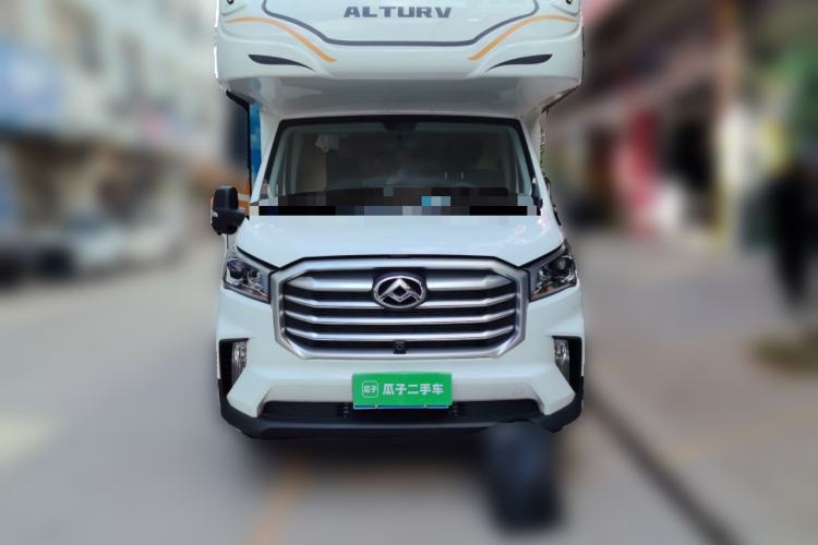 Used SAIC MAXUS Xintu V90  Front