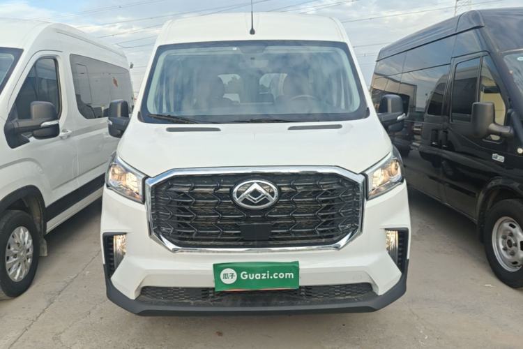Used SAIC MAXUS Xintu V90 2024 ZhiJie 2.0T Automatic Front-Drive Long-Wheelbase High-Roof Model with Single Rear Tire 6/7 Seats Front