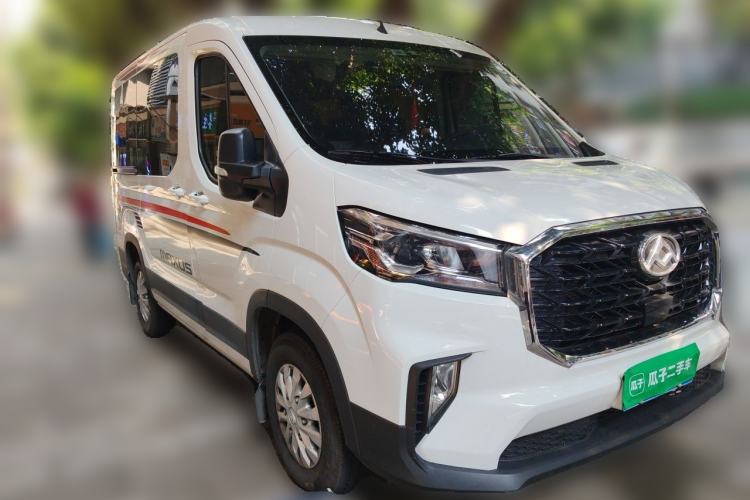 Used SAIC MAXUS Xintu V90 2024 ZhiJie 2.0T Automatic Front-Wheel-Drive Short Wheelbase Mid-Height Design with Single Rear Tire—5/6 Seater Front Right 45 Deg