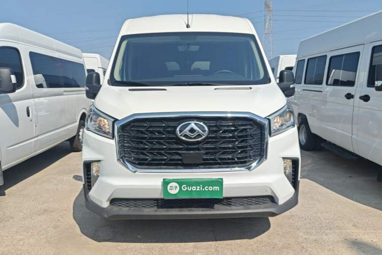 Used SAIC MAXUS Xintu V90 2024 ZhiJie 2.0T Automatic Front-Drive Long-Wheelbase High-Roof Model with Single Rear Tire 6/7 Seats Front