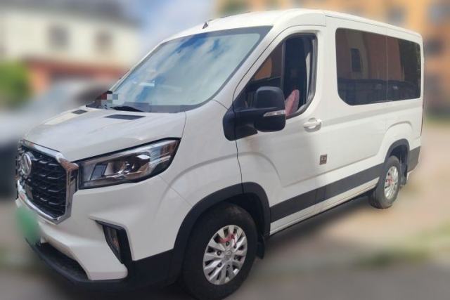 Used SAIC MAXUS Xintu V90 2024 ZhiJie 2.0T Automatic Front-Wheel-Drive Short Wheelbase Mid-Height Design with Single Rear Tire—5/6 Seater