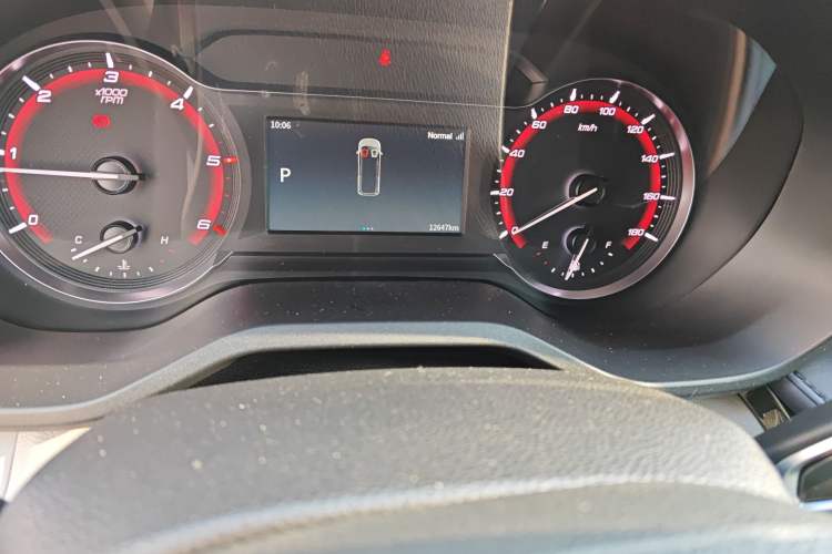 Used SAIC MAXUS Xintu V90 2024 ZhiJie 2.0T Automatic Rear-Drive Long-Wheelbase High-Roof Model with Single Rear Tire Available in 6/7-Seater Configurations Odometer Close Up
