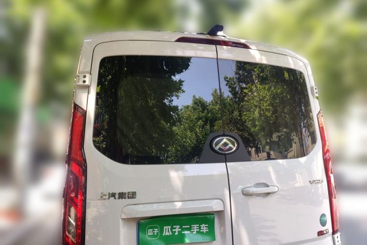 Used SAIC MAXUS Xintu V90 2024 ZhiJie 2.0T Automatic Front-Wheel-Drive Short Wheelbase Mid-Height Design with Single Rear Tire—5/6 Seater Rear