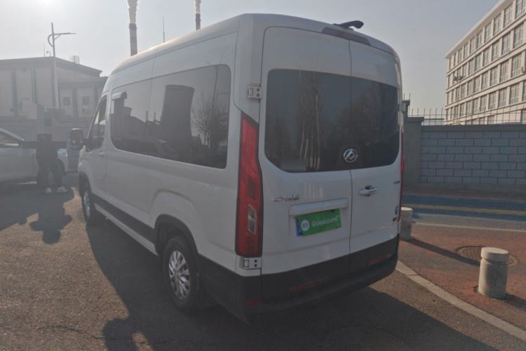 Used SAIC MAXUS Xintu V90 2024 ZhiJie 2.0T Automatic Rear-Drive Long-Wheelbase High-Roof Model with Single Rear Tire Available in 6/7-Seater Configurations Rear Left 45 Deg