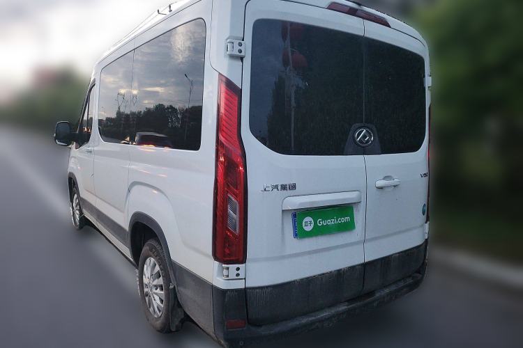 Used SAIC MAXUS Xintu V90 2024 ZhiJie 2.0T Manual Front-Wheel-Drive Short Wheelbase Mid-Roof Design with Single Rear Tire—5/6 Seater Rear Left 45 Deg