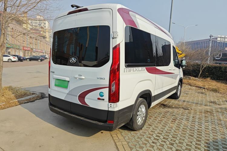 Used SAIC MAXUS Xintu V90 2024 ZhiJie 2.0T Automatic Rear-Drive Long-Wheelbase High-Roof Model with Single Rear Tire Available in 6/7-Seater Configurations Rear Right 45 Deg