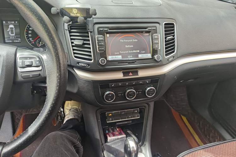 Used Seat Alhambra 2013 1.8 TSI Luxury Navigation Version Euro IV Audio And AC Panel