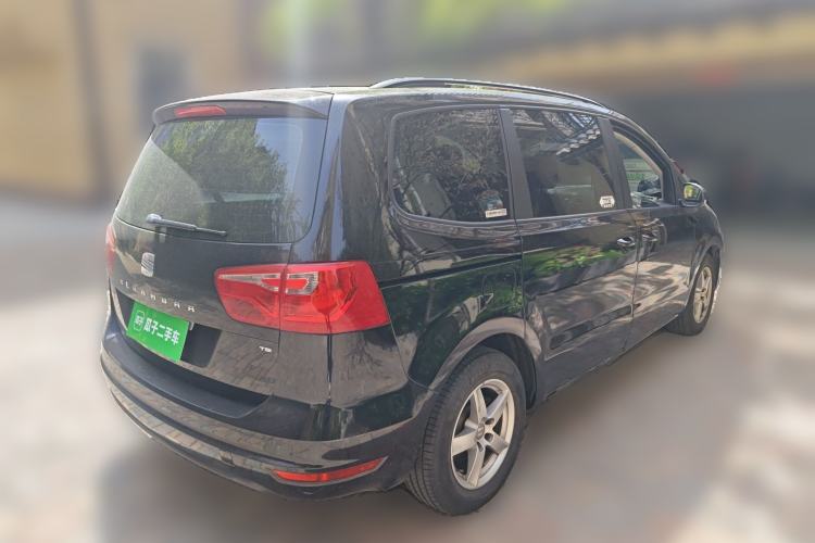 Used Seat Alhambra 2013 1.8 TSI Luxury Navigation Version Euro IV Rear Right 45 Deg