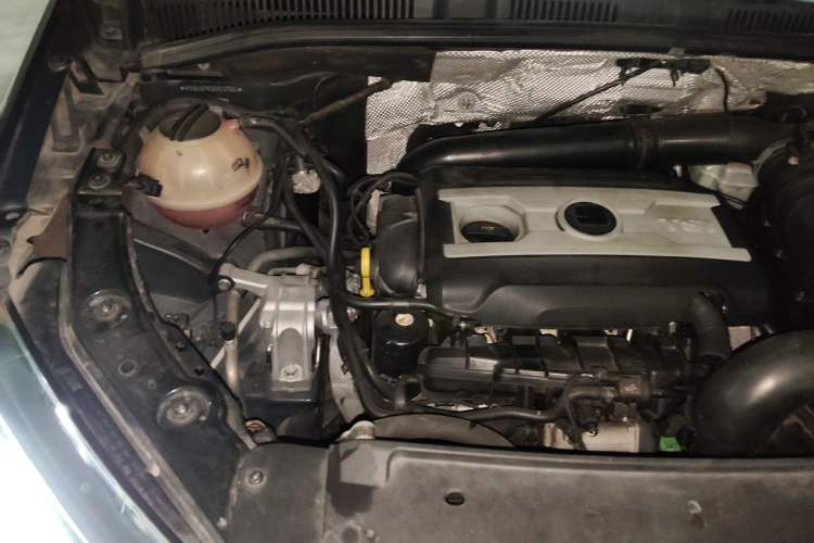 Used Seat Alhambra 2013 1.8TSI Luxury Edition Euro IV Engine Bay Right