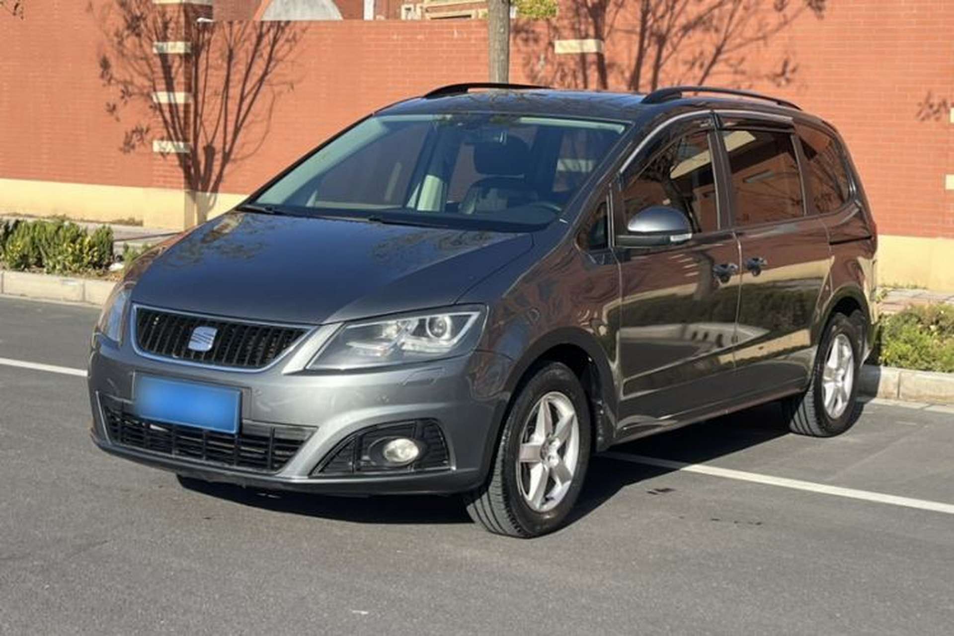 Used Seat Alhambra 2013 1.8TSI Luxury Edition Euro IV Front Left 45 Deg