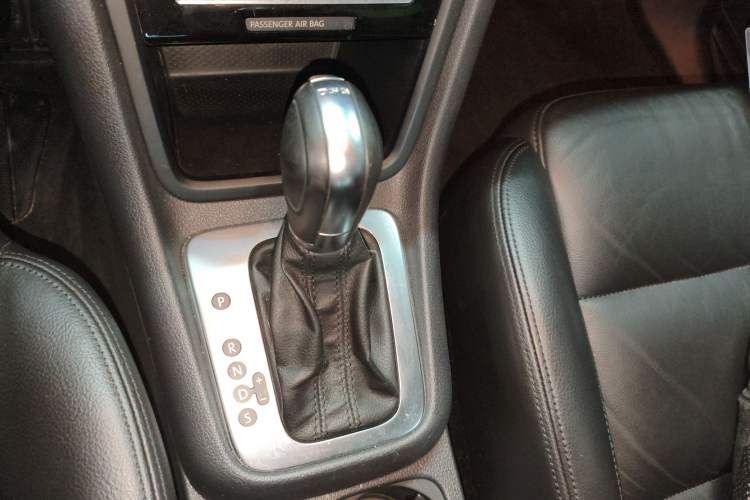 Used Seat Alhambra 2013 1.8TSI Luxury Edition Euro V Gear Lever