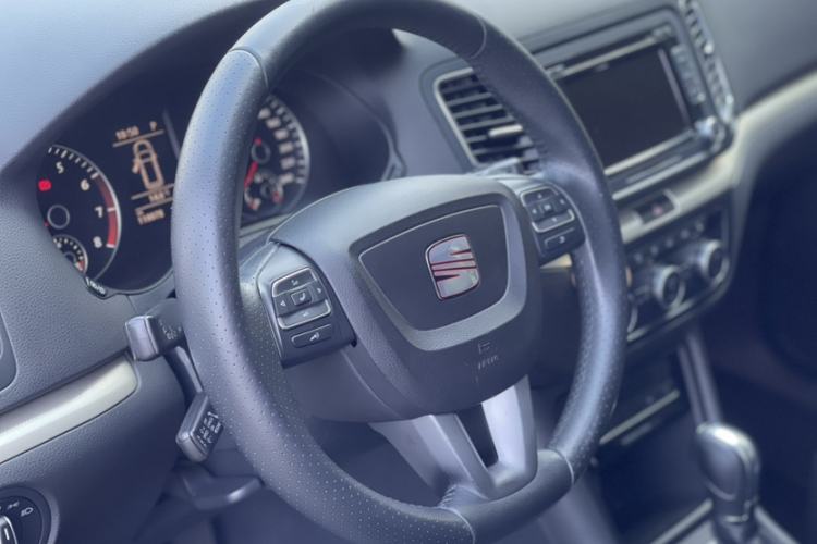 Used Seat Alhambra 2013 1.8TSI Luxury Edition Euro IV Steering Wheel