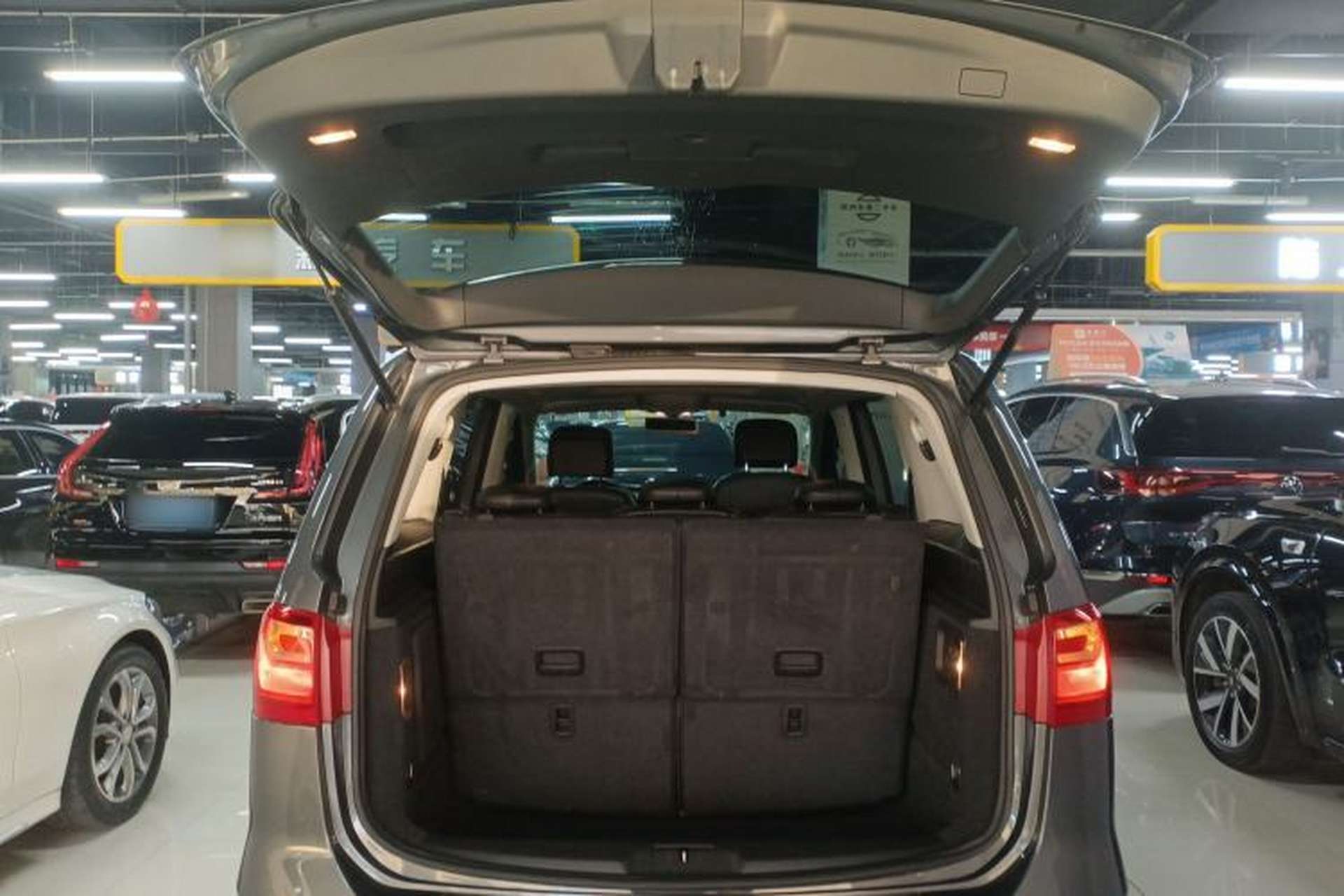 Used Seat Alhambra 2013 1.8TSI Luxury Edition Euro IV Trunk
